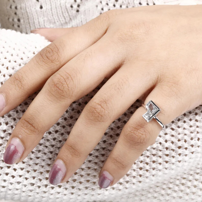 L Alphabet Lab Grown Diamond Initial Ring - Minimal Carbon
