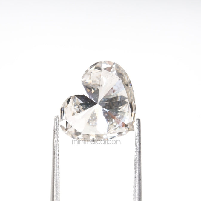 3.32 CT, 11.0 X 9.4 MM | Lab Grown Diamond | Heart Shape Diamond - Minimal Carbon