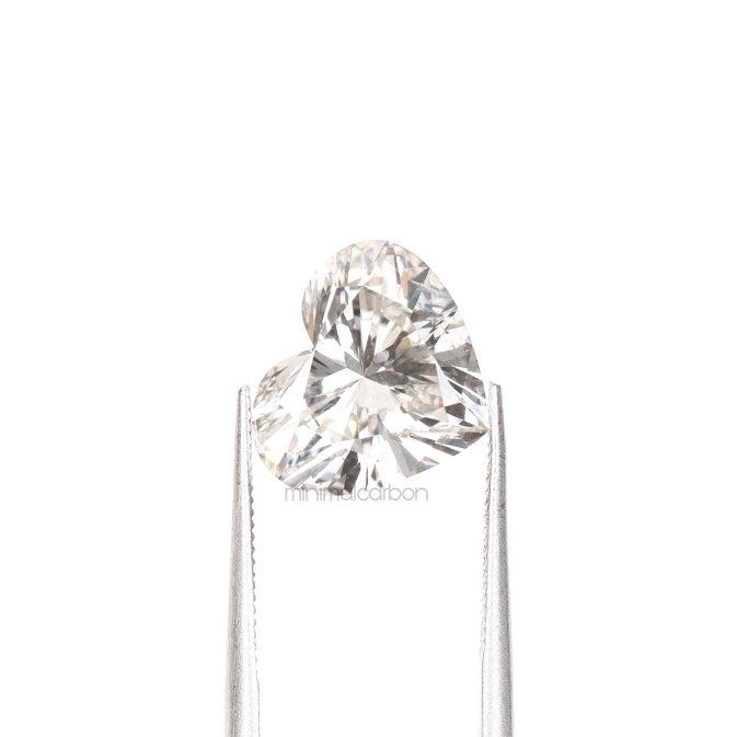 3.32 CT, 11.0 X 9.4 MM | Lab Grown Diamond | Heart Shape Diamond - Minimal Carbon