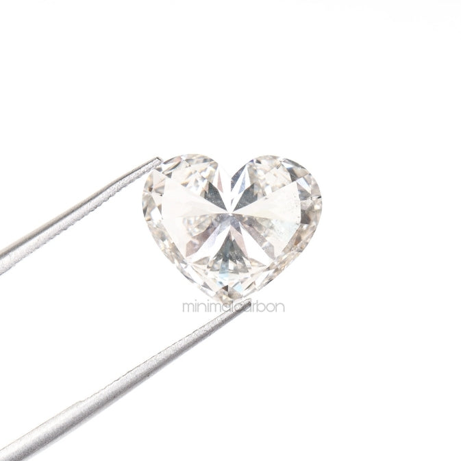 3.32 CT, 11.0 X 9.4 MM | Lab Grown Diamond | Heart Shape Diamond - Minimal Carbon