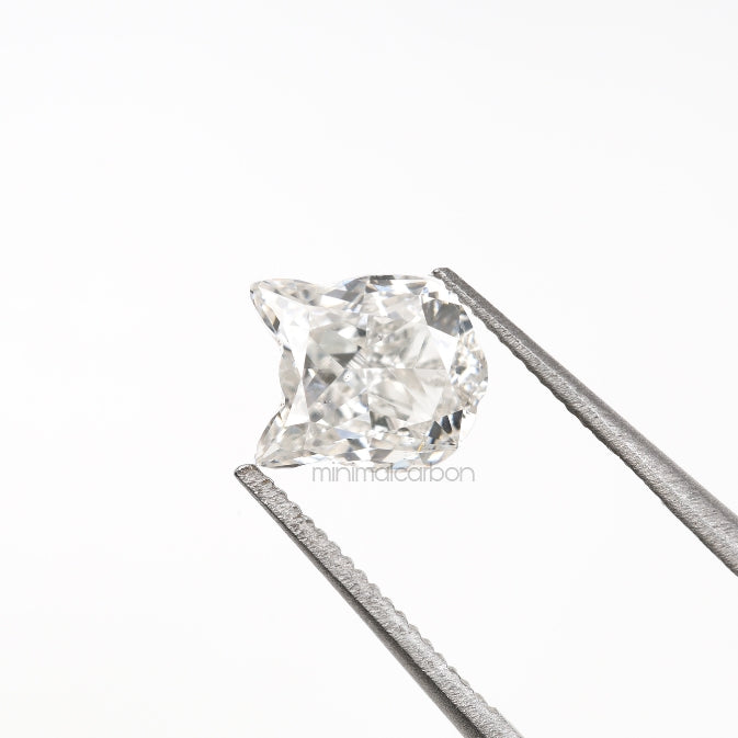 0.93 CT, 6.2 X 5.3 MM | Lab Grown Diamond | Cat Face Diamond - Minimal Carbon
