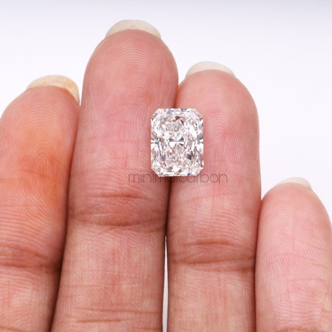 3.17 CT, 10.0 X 7.8 MM | Lab Grown Diamond | Radiant Cut Diamond - Minimal Carbon