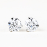 lab grown diamond stud earrings