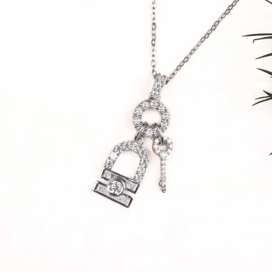 lock key pendant