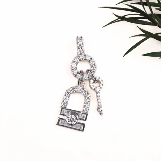 lock key pendant