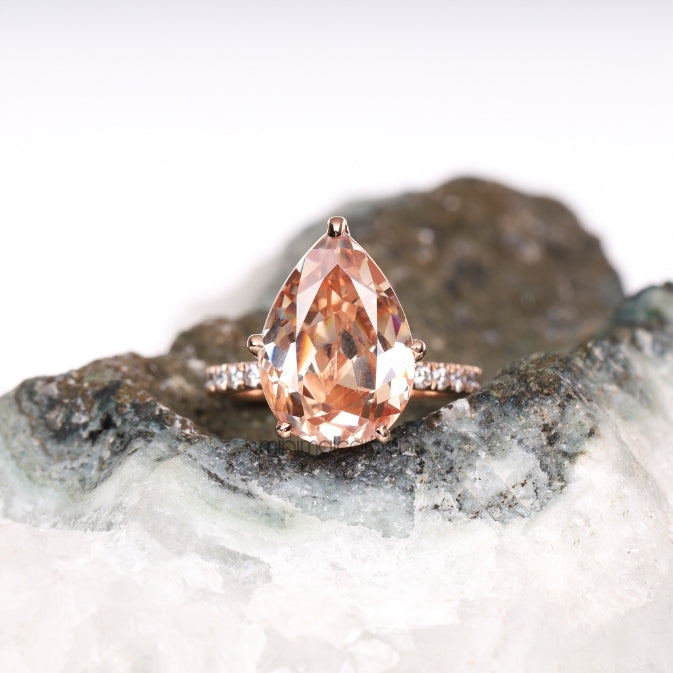 Pink Morganite Ring - Minimal Carbon