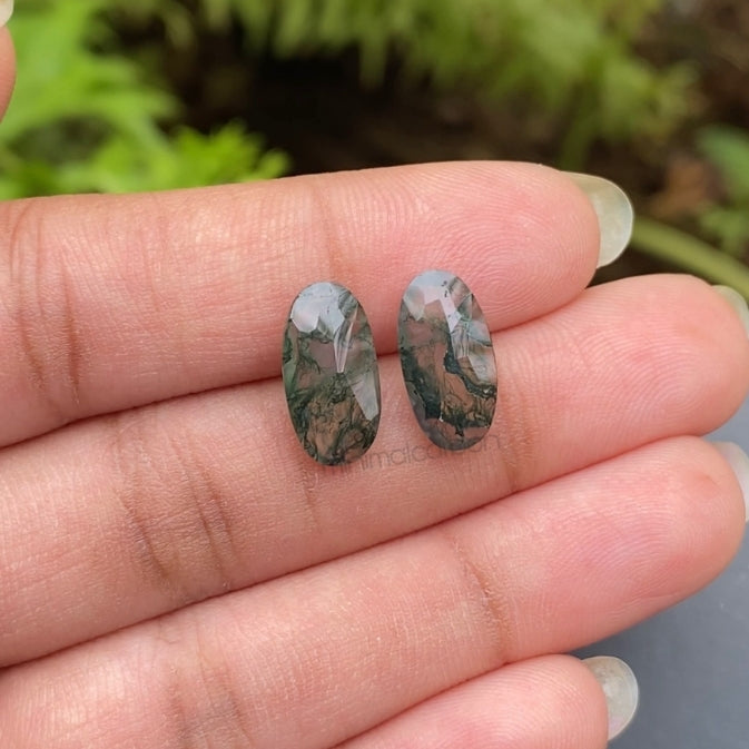 4.22 CT, 13.7 X 7.1 MM | Natural Moss Agate Pair | Oval Moss Agate - Minimal Carbon