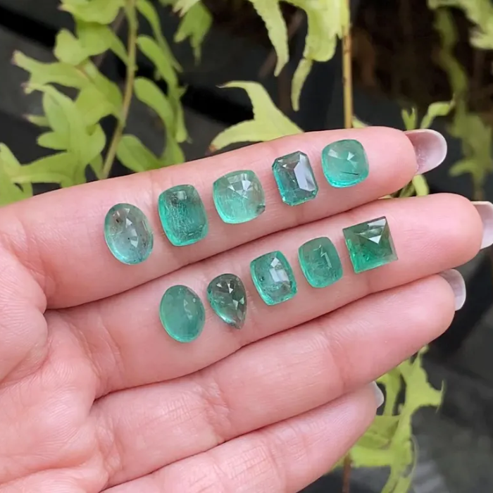 Natural Green Emerald Gemstones