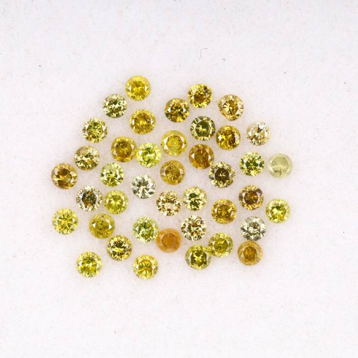 0.73 CT Fancy Color Round Brilliant Cut Natural Loose Diamond for Engagement Ring