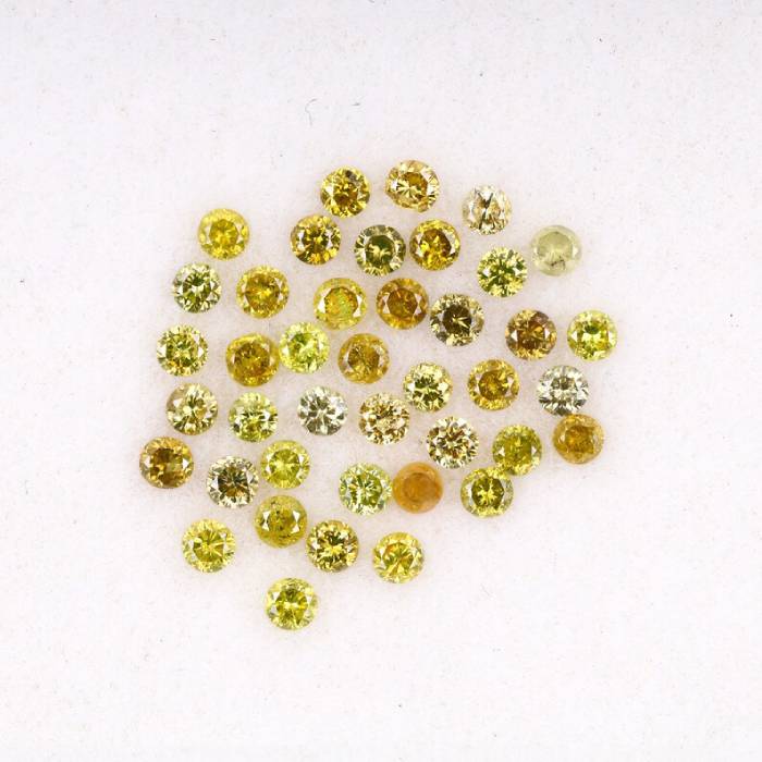 0.73 CT Fancy Color Round Brilliant Cut Natural Loose Diamond for Engagement Ring