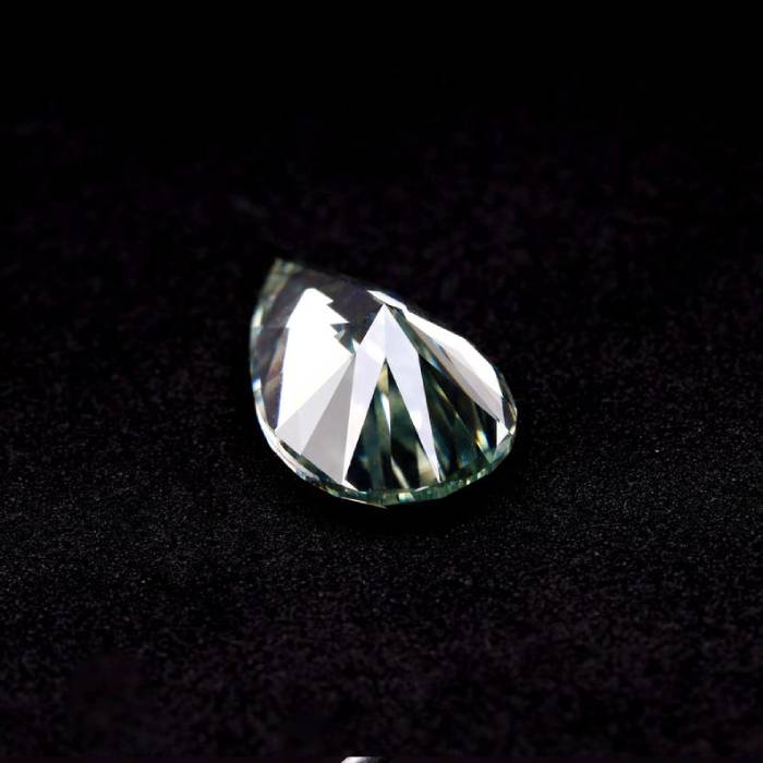 6.63 CT Mint Green Pear Moissanite for Engagement Ring