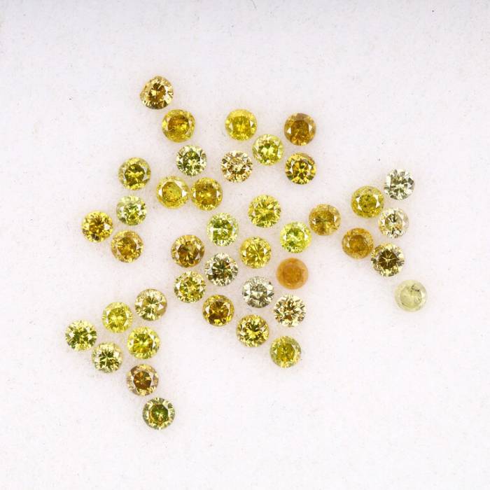 0.73 CT Fancy Color Round Brilliant Cut Natural Loose Diamond for Engagement Ring