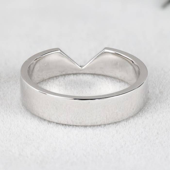 Kite Flat 10K White Gold Men’s Wedding Band, Solid Gold Broad Engagement Band