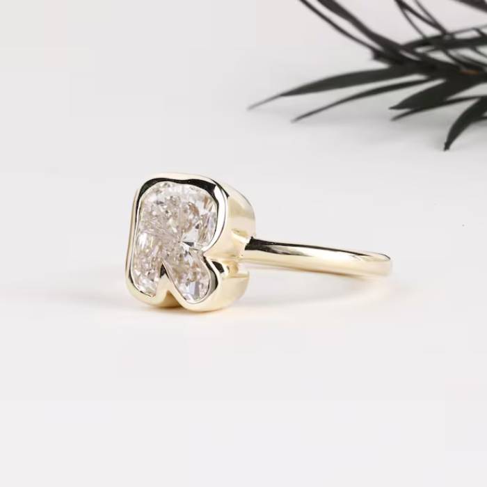 R Initial Diamond Ring Letter Solid Gold