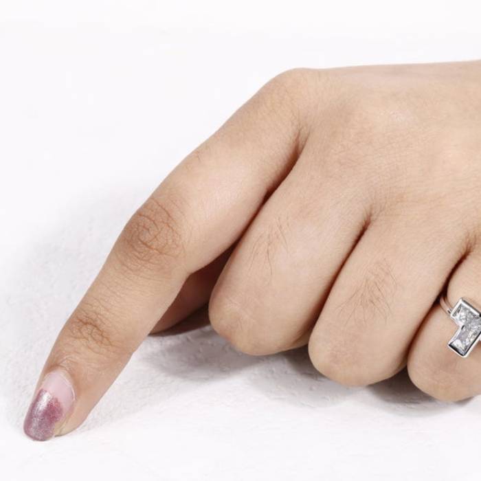 Personalized Initial L Diamond Ring – Custom Letter Jewelry in White Gold
