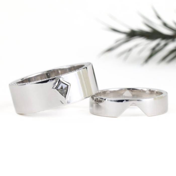 10K White Gold Band Stackable Ring Set