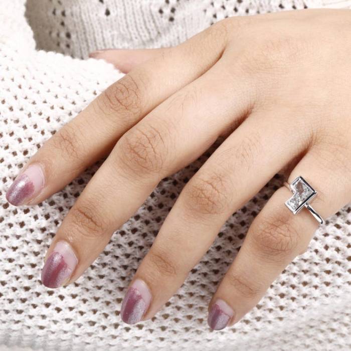 Personalized Initial L Diamond Ring – Custom Letter Jewelry in White Gold
