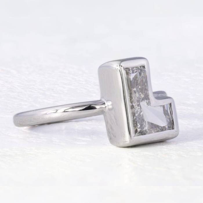 Personalized Initial L Diamond Ring – Custom Letter Jewelry in White Gold