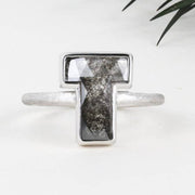 T alphabet ring