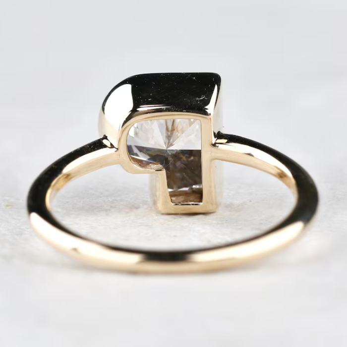 P Alphabet Lab Grown Diamond Initial Ring - Minimal Carbon