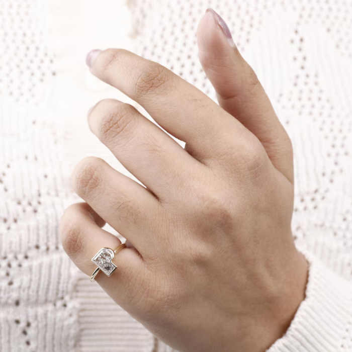 P Alphabet Lab Grown Diamond Initial Ring - Minimal Carbon