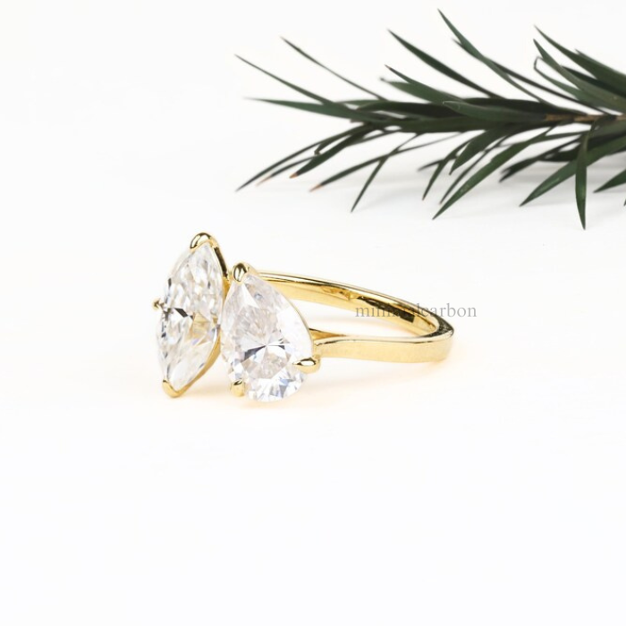 Pear And Marquise Cut Moissanite Toi Et Moi Ring