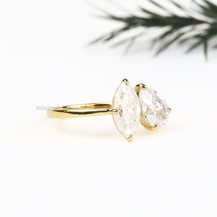 Pear And Marquise Cut Moissanite Toi Et Moi Ring
