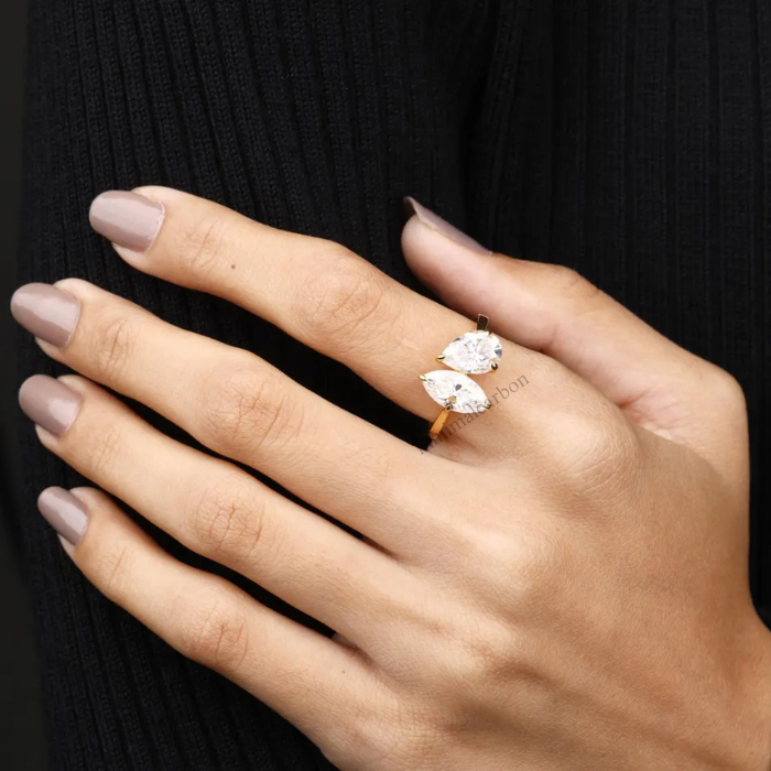 Pear And Marquise Cut Moissanite Toi Et Moi Ring