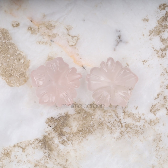 7.66 CT, 11.7 MM | Natural Rose Quartz | Flower Rose Quartz - Minimal Carbon