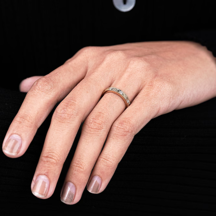Round Lab Grown Diamond Vintage Filigree Wedding Band - Minimal Carbon
