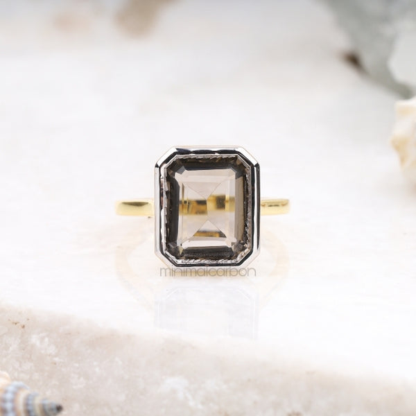 Smoky Quartz Ring - Minimal Carbon