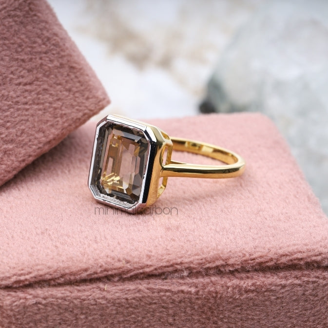 Smoky Quartz Ring - Minimal Carbon