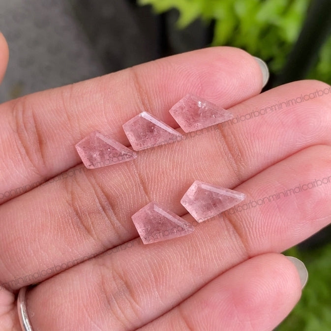 Natural Strawberry Quartz | Kite Strawberry Quartz - Minimal Carbon