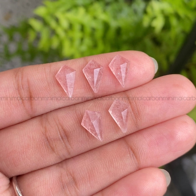 Natural Strawberry Quartz | Kite Strawberry Quartz - Minimal Carbon