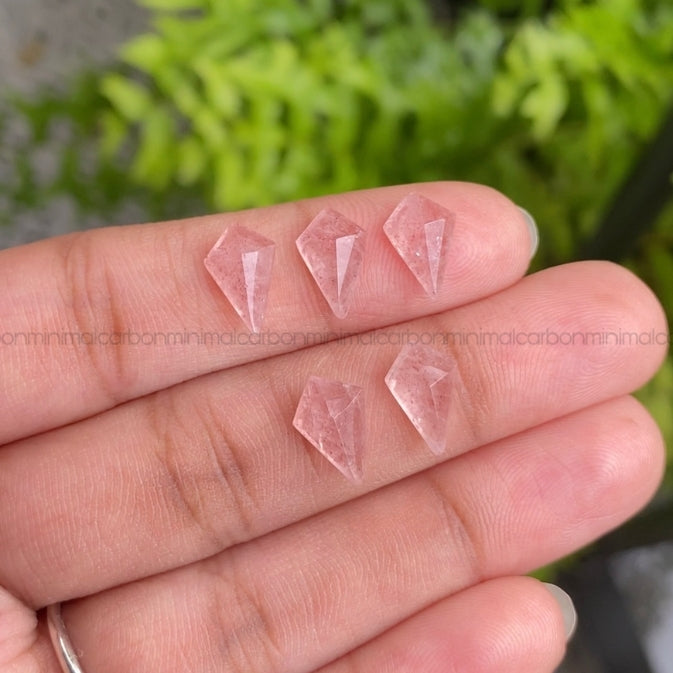 Natural Strawberry Quartz | Kite Strawberry Quartz - Minimal Carbon