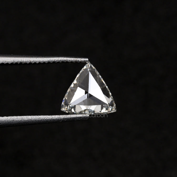 0.53 CT, 6.0 MM  | Natural Clear Diamond | Trillion Cut Diamond - Minimal Carbon