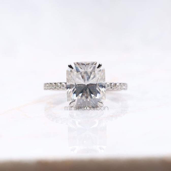 Radiant Cut Diamond Engagement Ring