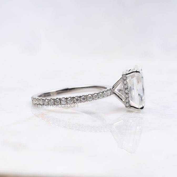 Radiant Cut Diamond Engagement Ring