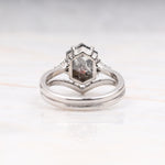 Load image into Gallery viewer, Hexagon Salt And Pepper Diamond Rin Set
