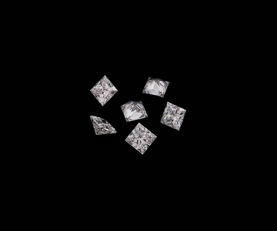 3.0 MM, Princess Cut Diamond - Minimal Carbon