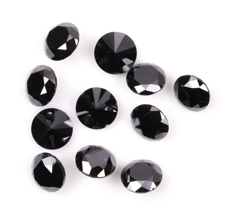 2.6 MM to 3.0 MM Enhanced Black Round Brilliant Cut Diamonds - Minimal Carbon
