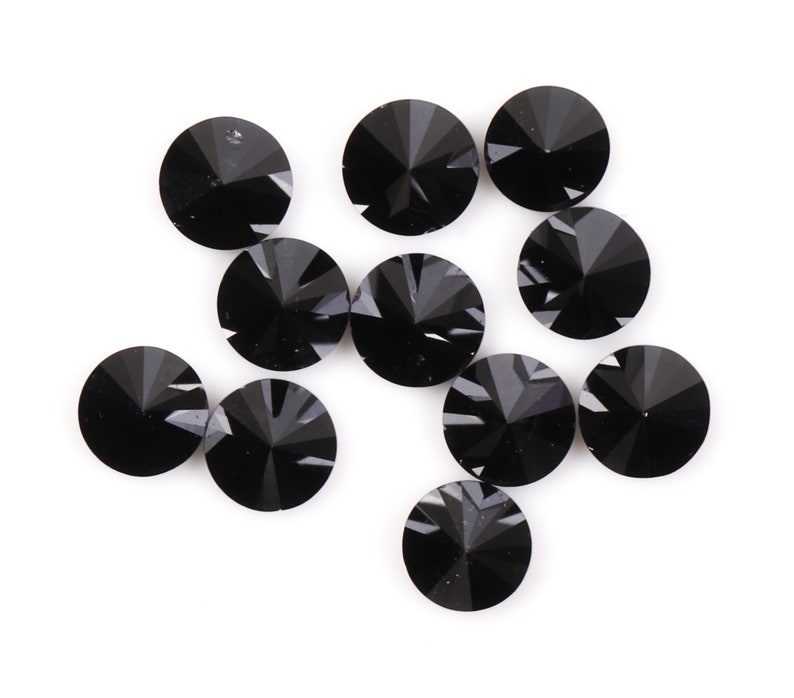 2.6 MM to 3.0 MM Enhanced Black Round Brilliant Cut Diamonds - Minimal Carbon
