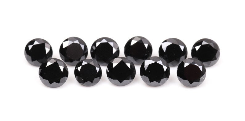 4.6 MM to 5.0 MM Enhanced Black Round Brilliant Cut Diamonds - Minimal Carbon