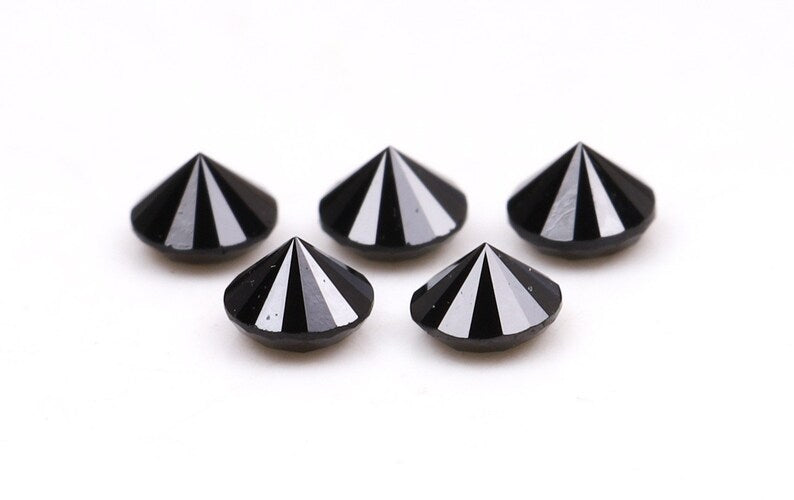 3.6 MM to 4.0 MM Enhanced Black Round Brilliant Cut Diamonds - Minimal Carbon