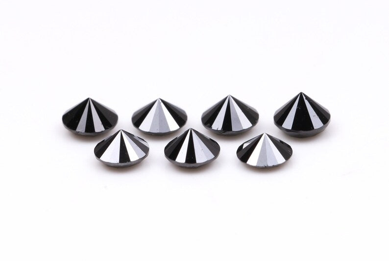 3.1 MM to 3.5 MM Enhanced Black Round Brilliant Cut Diamonds - Minimal Carbon