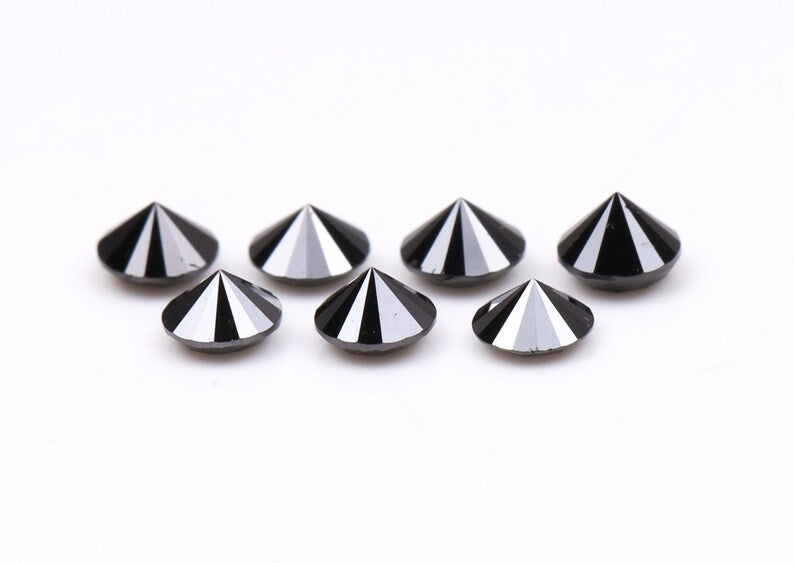 3.1 MM to 3.5 MM Enhanced Black Round Brilliant Cut Diamonds - Minimal Carbon