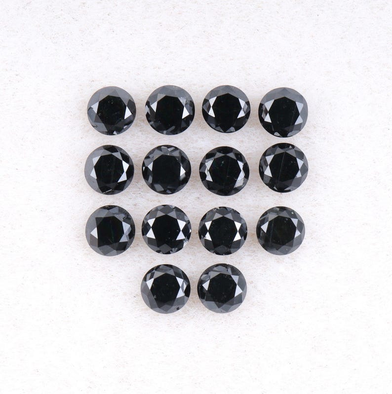2.1 MM to 2.5 MM Enhanced Black Round Brilliant Cut Diamonds - Minimal Carbon
