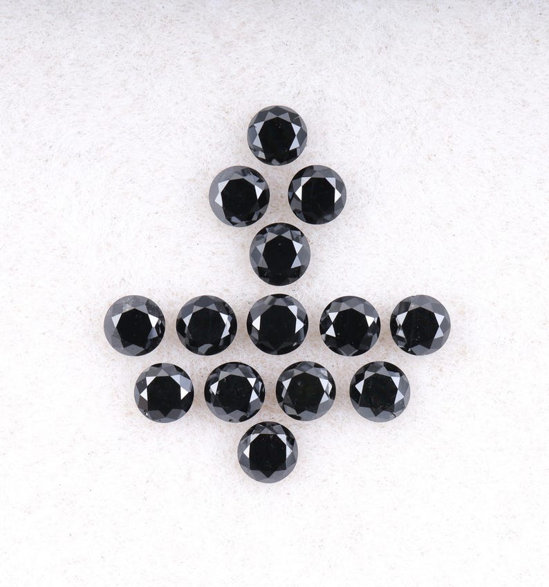2.1 MM to 2.5 MM Enhanced Black Round Brilliant Cut Diamonds - Minimal Carbon