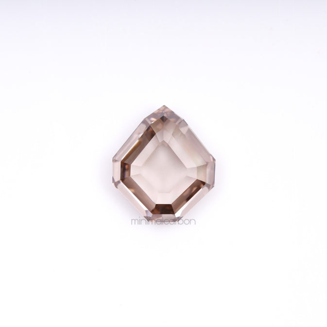3.01 CT, 10.0 X 8.7 MM | Lab Grown Diamond | Shield Cut Diamond - Minimal Carbon