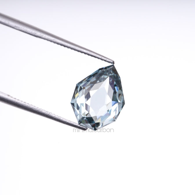 2.12 CT, 9.5 X 7.2 MM | Lab Grown Diamond | Shield Cut Diamond - Minimal Carbon